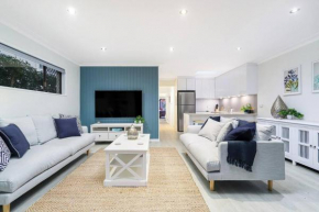 'Island Retreat Villa' by Inn Paradise, Surfers Paradise